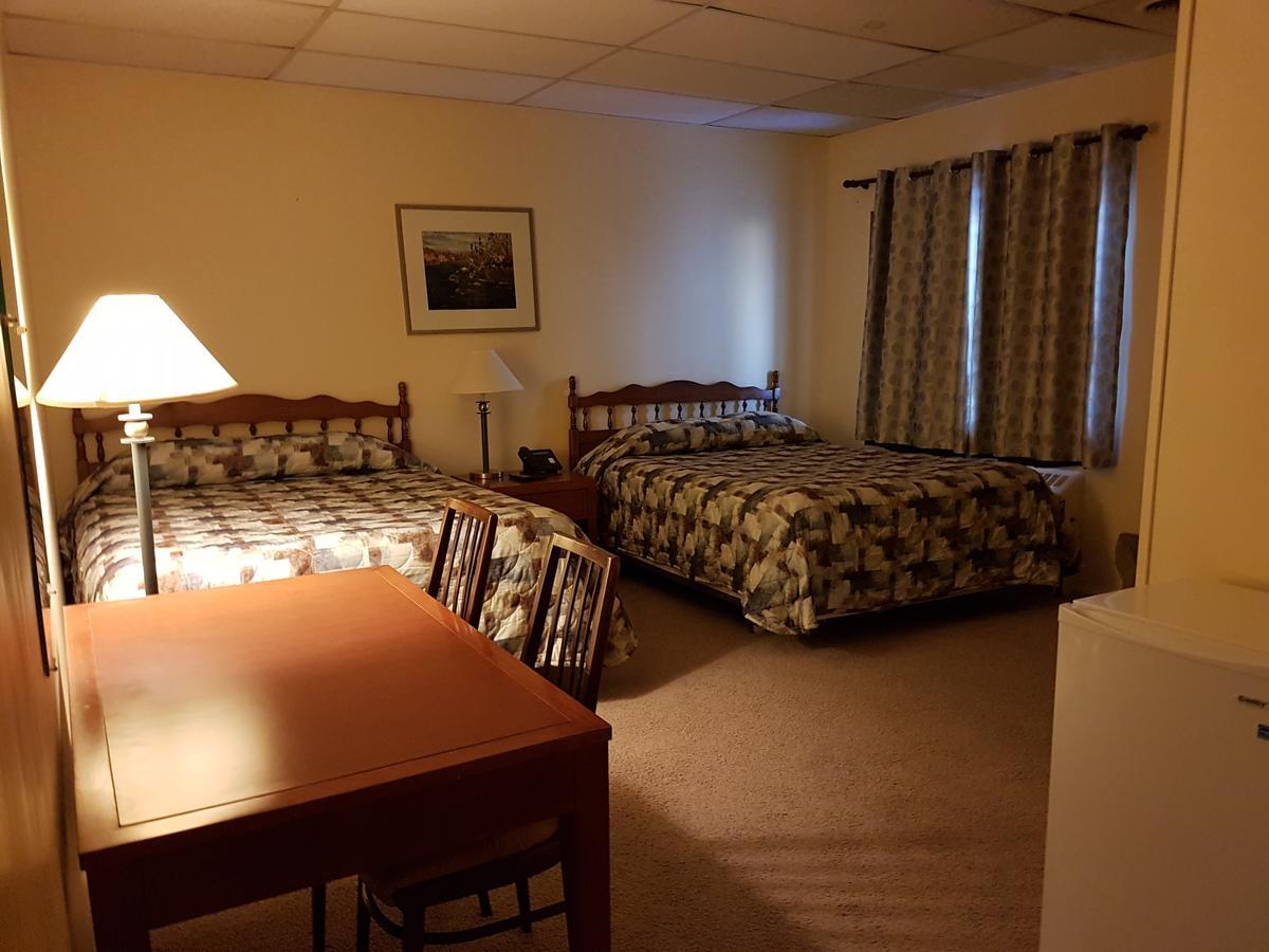 Beaver Hotel Север Батлфорд Экстерьер фото