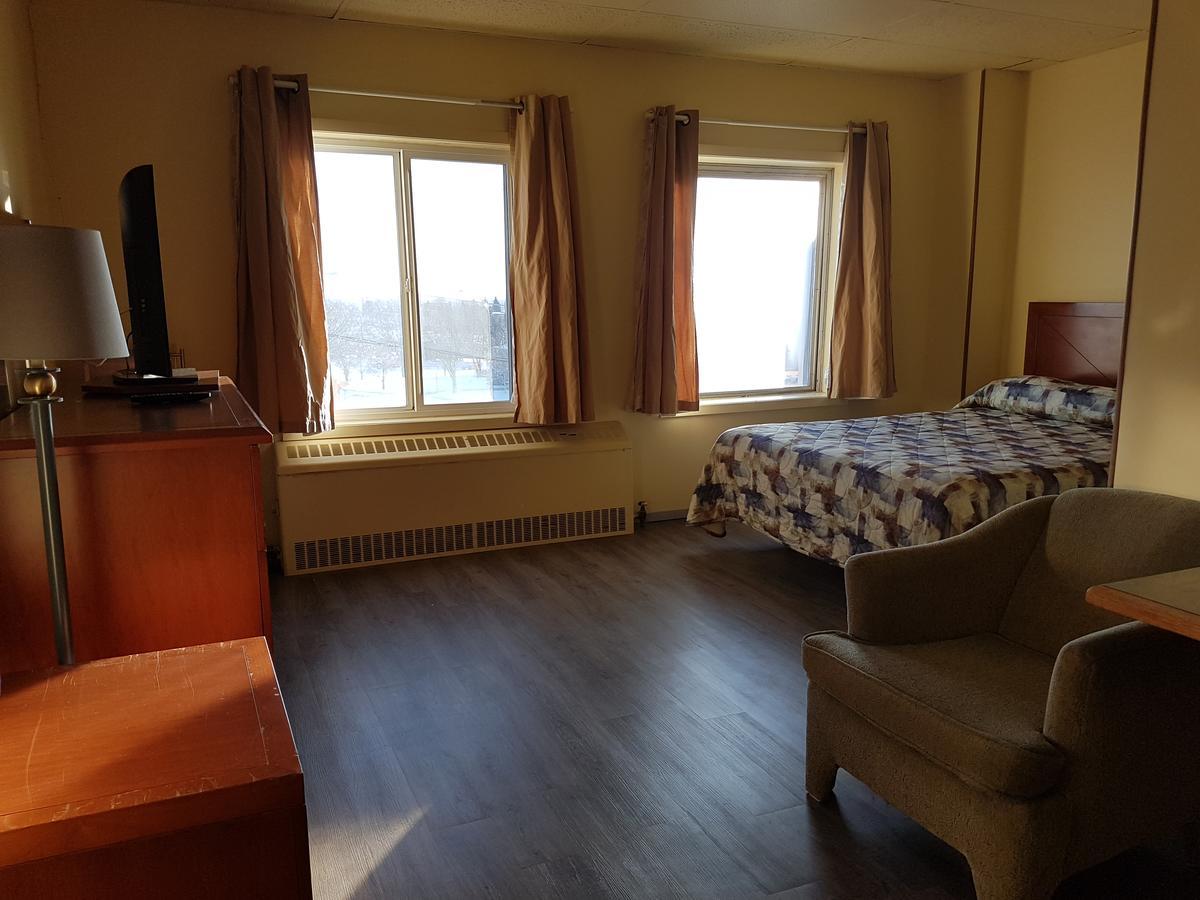 Beaver Hotel Север Батлфорд Экстерьер фото