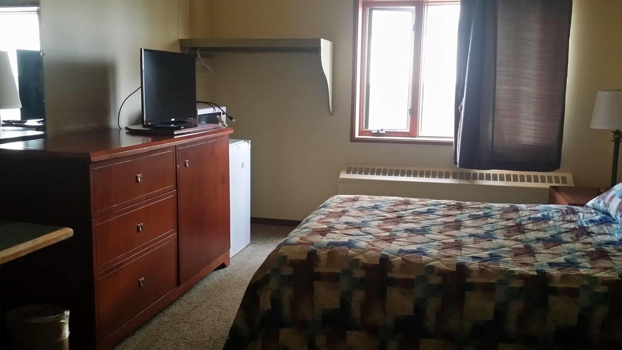 Beaver Hotel Север Батлфорд Экстерьер фото